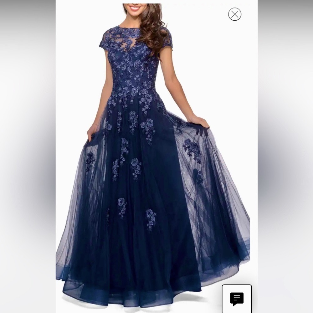 NWT La Femme Blue Gorgeous Tulle Floral Goddess Detailed Mesh Cap Sleeve